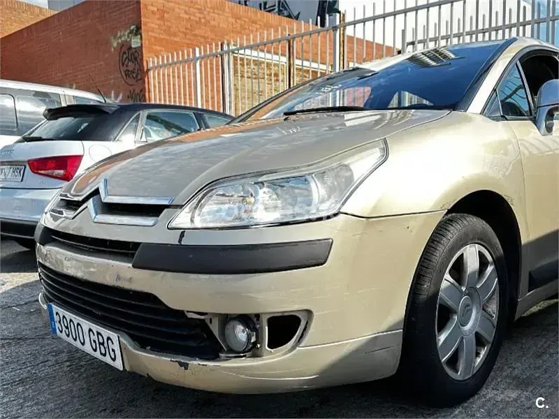 Usado Citroën C4 92 CV (67 kW) 2008 Beige Berlina