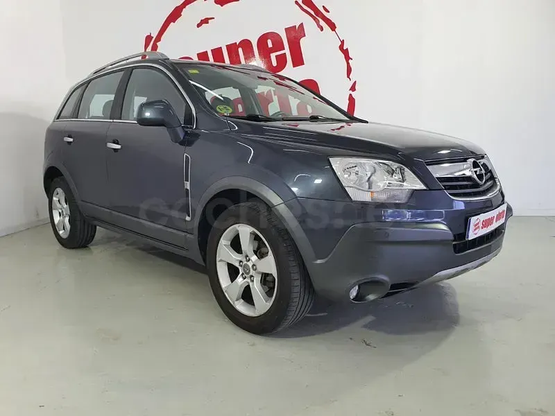 Usado Opel Antara Cosmo 150 HP (110 kW) 2007 Cinzento SUV