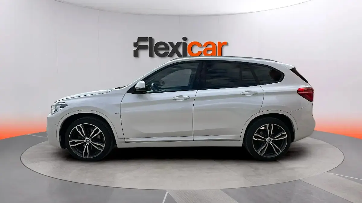 Usado BMW X1 150 CV (110 kW) 2018 Blanco SUV