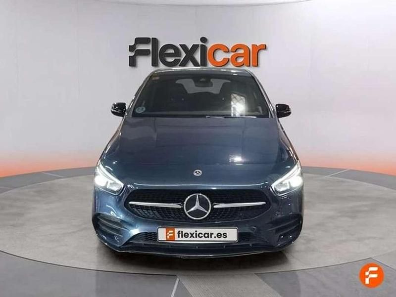 Usado Mercedes B200 150 CV (110 kW) 2021 Azul Monovolumen