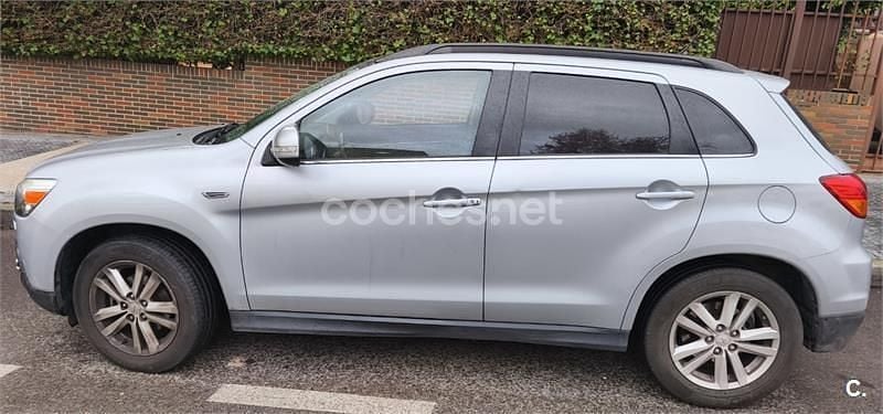 Usado Mitsubishi ASX 150 CV (110 kW) 2010 Gris / plata SUV