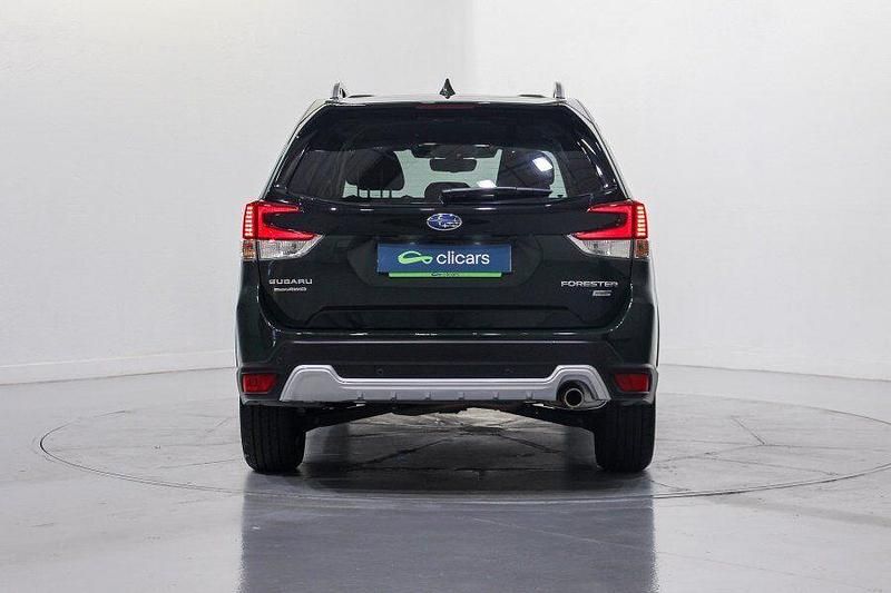 Usado Subaru Forester 150 CV (110 kW) 2022 Gris SUV