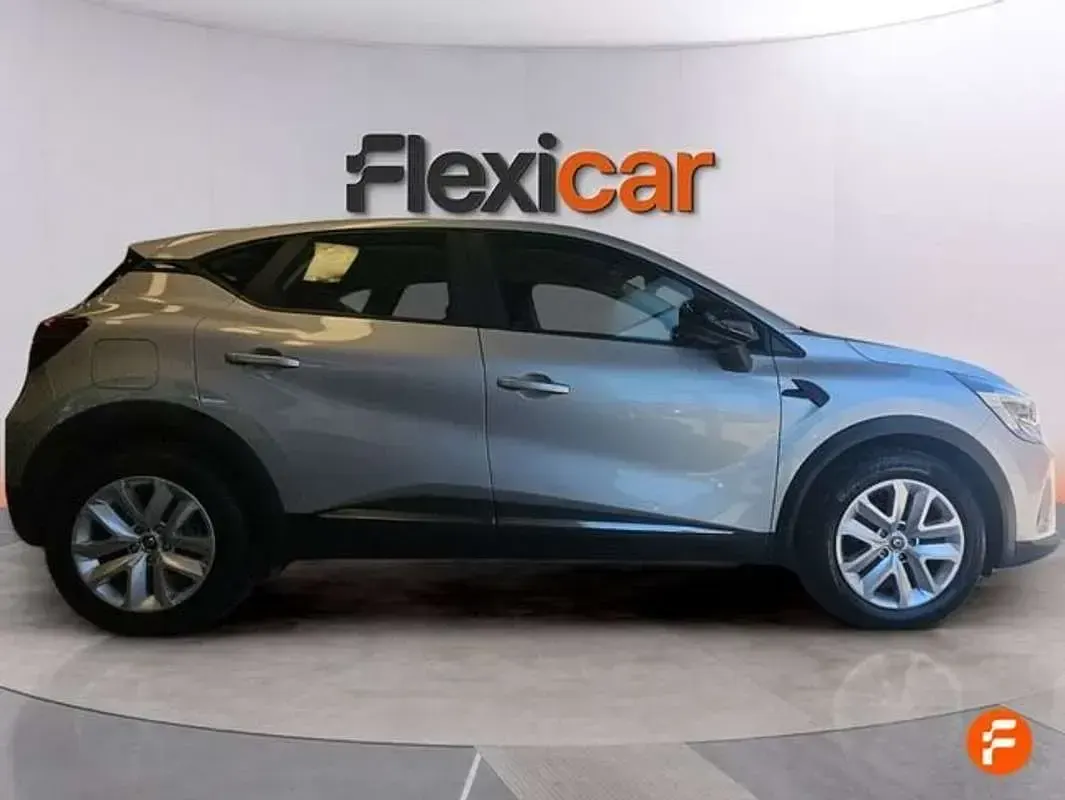 Usado Renault Captur Intens 95 CV (69 kW) 2020 Gris SUV