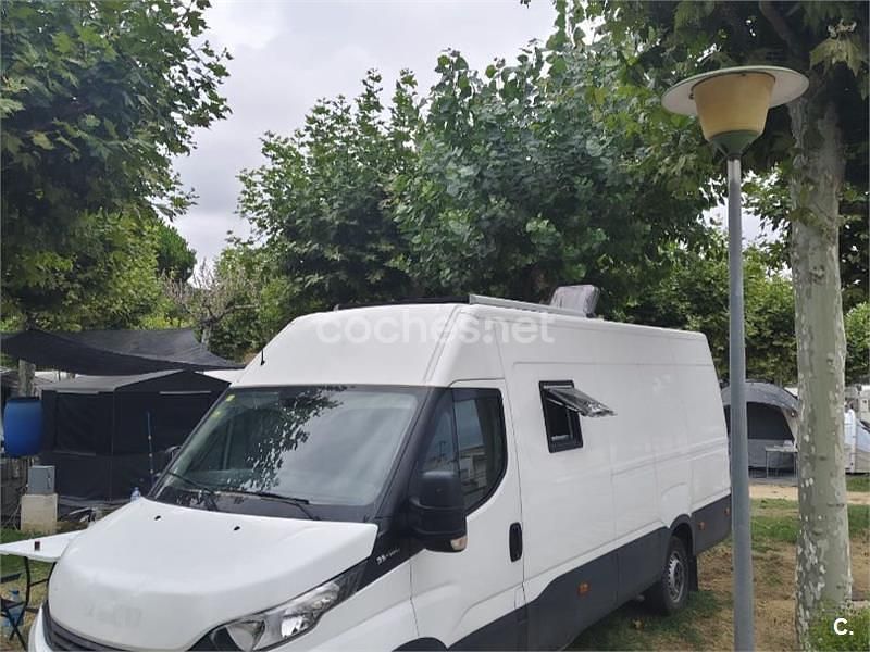 Usado Iveco Daily 176 CV (129 kW) 2012 Blanco Pickup/Camioneta