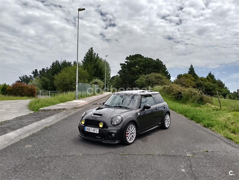 Usado Mini John Cooper Works 211 CV (155 kW) 2012 Gris / plata Utilitario