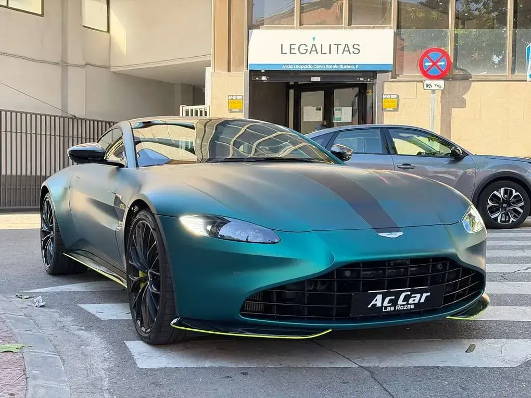 Usado Aston Martin Vantage 665 CV (489 kW) 2024 Verde Coupe