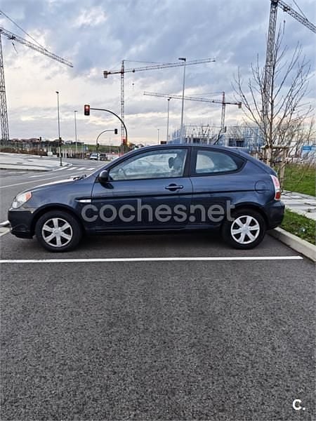 Usado Hyundai Accent GLS 110 CV (80 kW) 2008 Azul Berlina