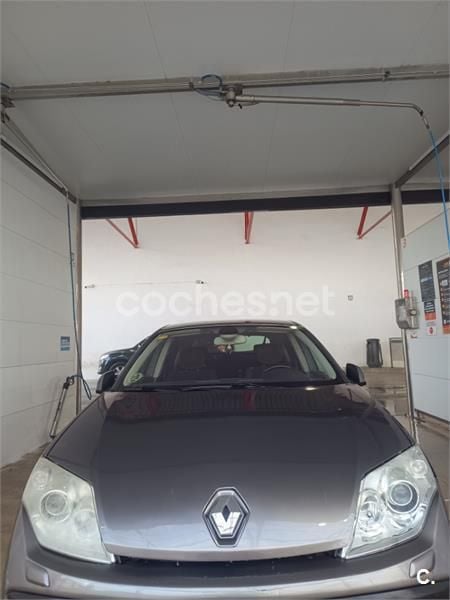 Gris / plata Usado 2008 Renault Laguna III Authentique Berlina | 1999 € (Buen precio) - Imagen 1/4