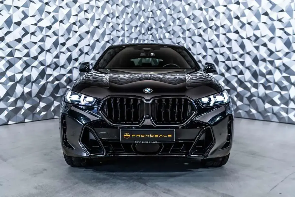 Usado BMW X6 M Sport 381 CV (280 kW) 2024 Negro SUV