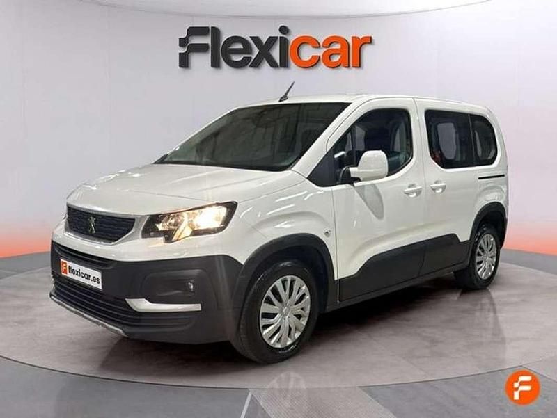 Usado Peugeot Rifter Active 131 CV (96 kW) 2021 Blanco Monovolumen