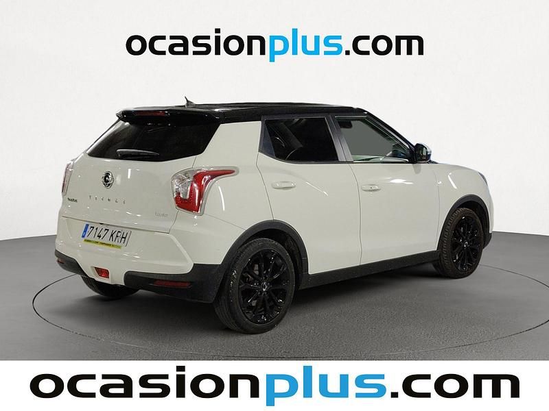 Usado Ssangyong (KGM) Tivoli Limited 128 CV (94 kW) 2018 Blanco SUV