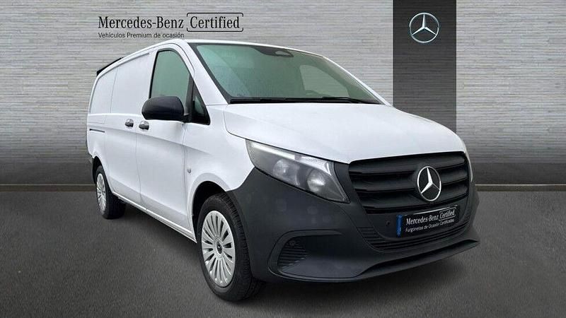 Usado Mercedes Vito 102 CV (75 kW) 2025 Blanco Van