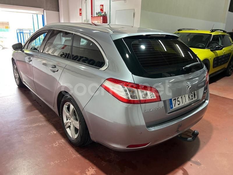 Usado Peugeot 508 SW GT-line 120 CV (88 kW) 2017 Gris / plata Familiar