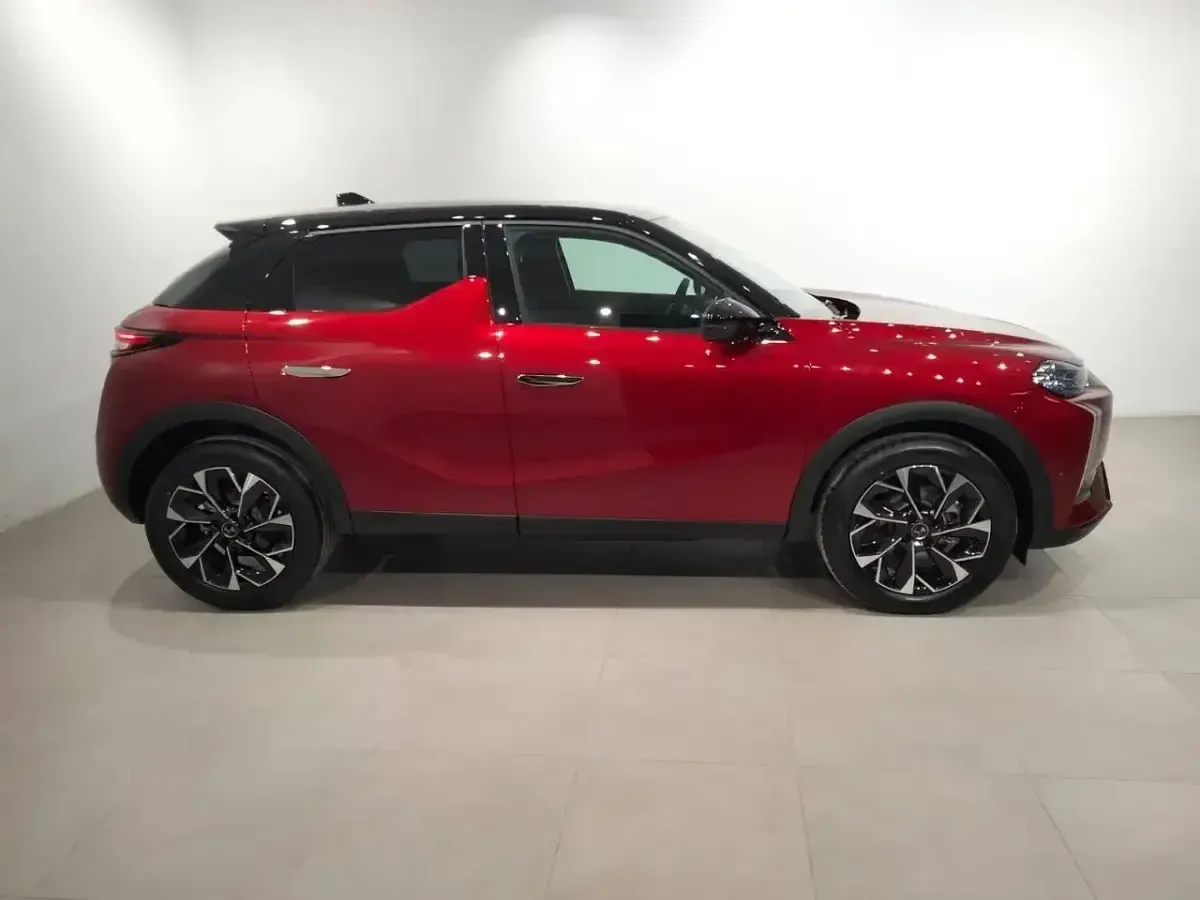 Usado DS Automobiles DS3 Crossback E-Tense Opera 114 kW (156 CV) 2023 Rojo SUV