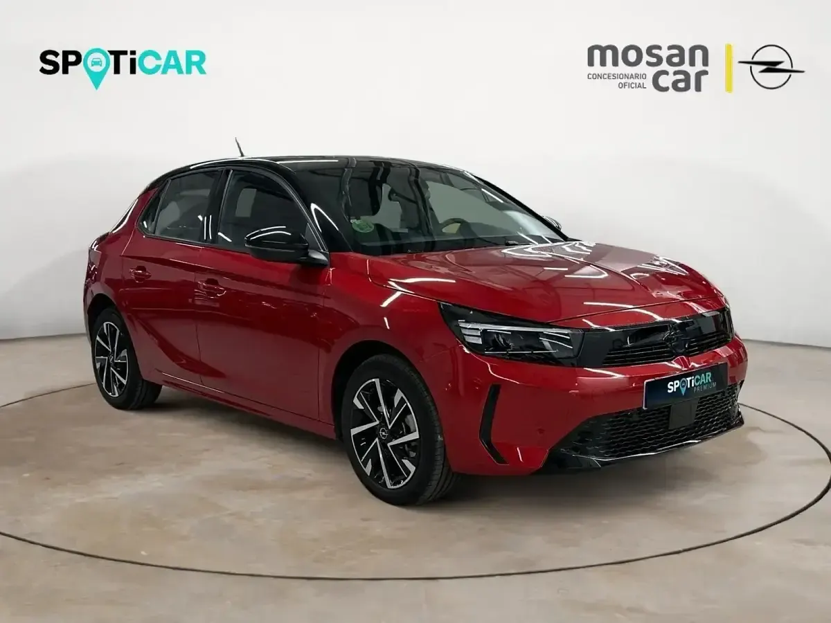 Usado Opel Corsa 100 CV (73 kW) 2025 Rojo Utilitario
