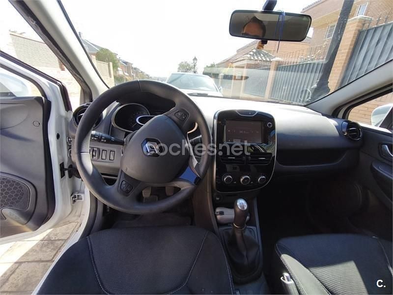 Usado Renault Clio IV Expression 75 CV (55 kW) 2015 Blanco Berlina