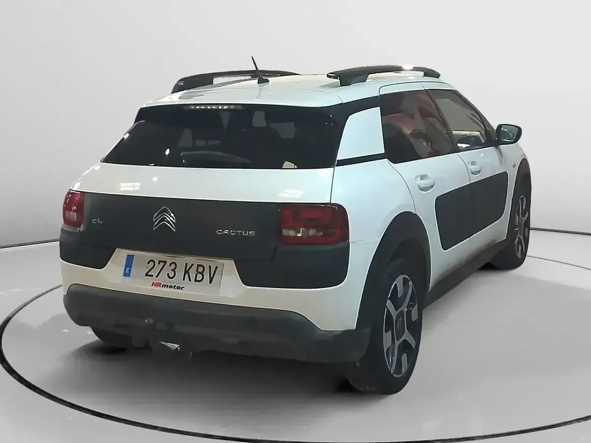 Usado Citroën C4 Feel 100 CV (73 kW) 2017 Blanco Berlina