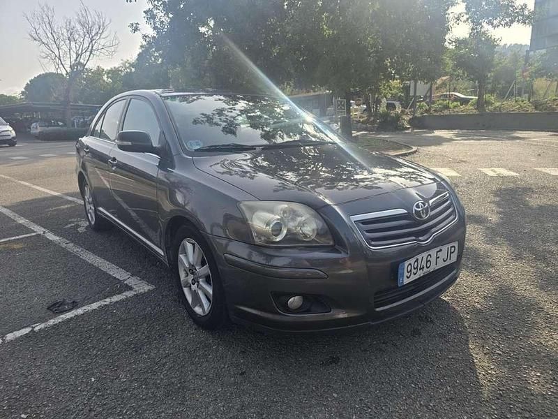 Gris Usado 2007 Toyota Avensis Sol Berlina | 3200 € (Buen precio) - Imagen 1/4
