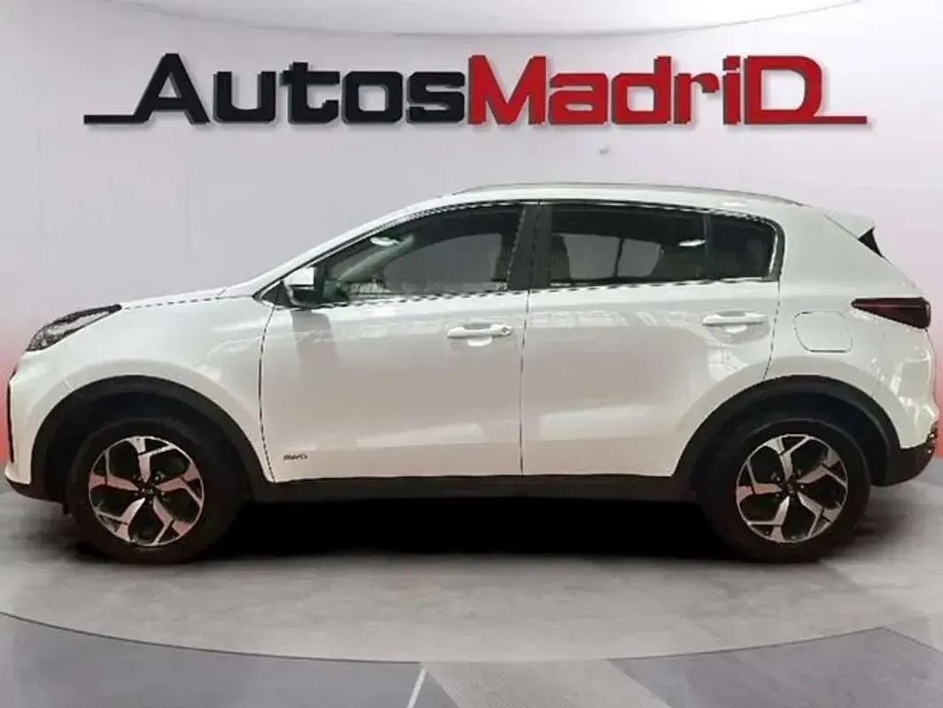 Usado Kia Sportage 137 CV (100 kW) 2021 Blanco SUV