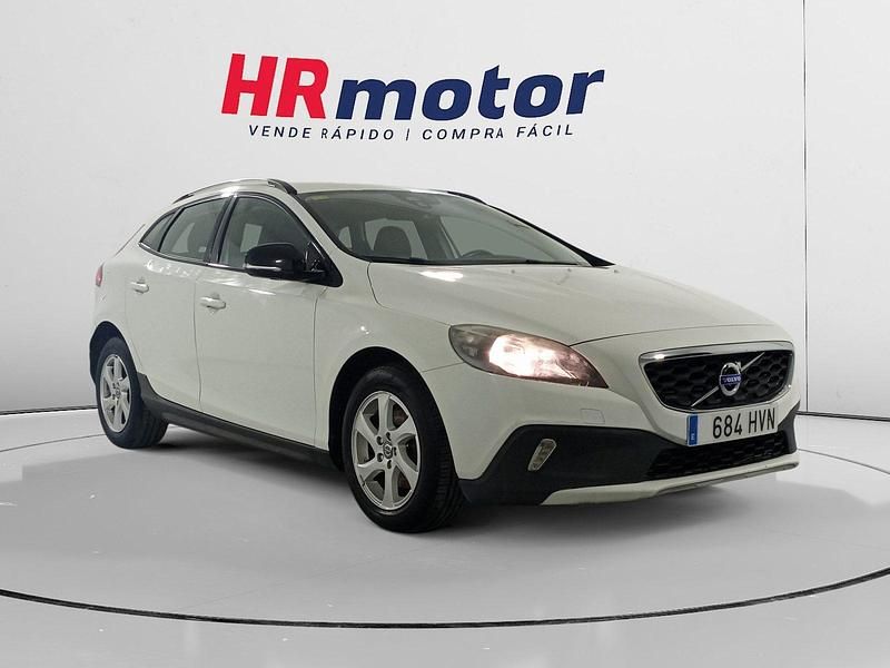 Usado 2014 Volvo V40 CC Momentum Familiar | 9990 € (Precio justo) - Imagen 1/4