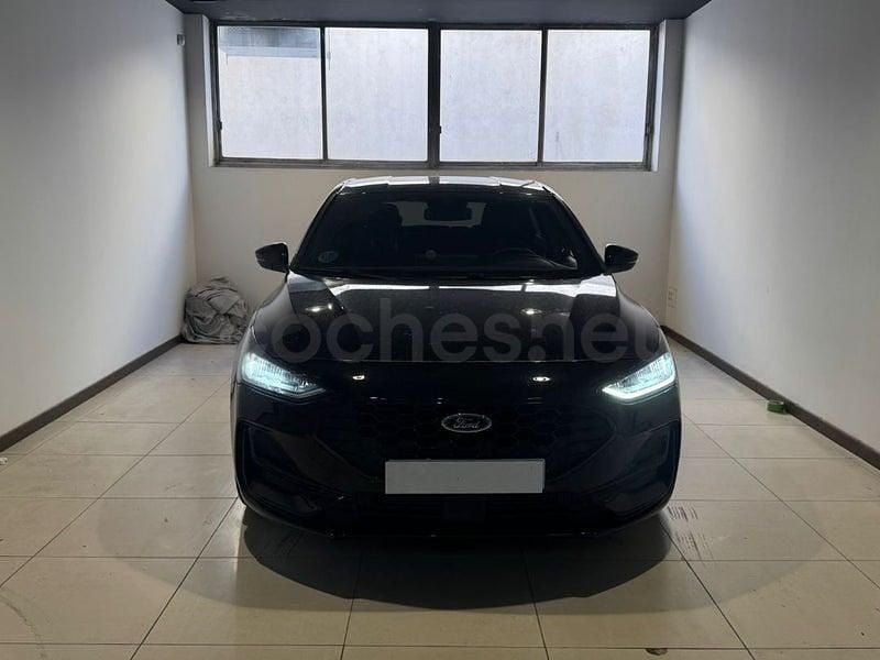 Usado Ford Focus ST-Line 125 CV (91 kW) 2025 Negro Berlina