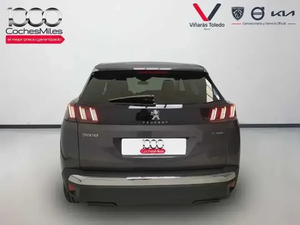 Usado Peugeot 3008 Allure 225 CV (165 kW) 2023 Gris oscuro SUV