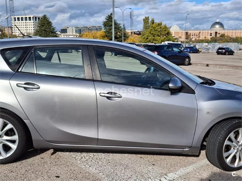 Gris / plata Usado 2009 Mazda 3 Active Berlina | 5200 € (Precio justo) - Imagen 1/4
