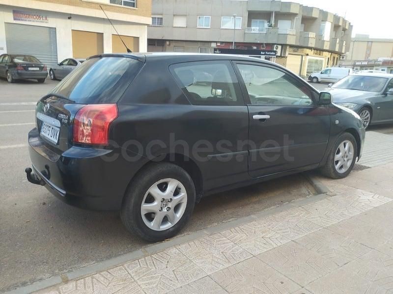 Usado Toyota Corolla Terra 90 CV (66 kW) 2005 Negro Berlina