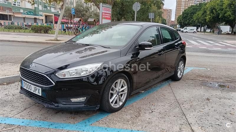 Negro Usado 2016 Ford Focus Trend Berlina | 9000 € (Buen precio) - Imagen 1/4