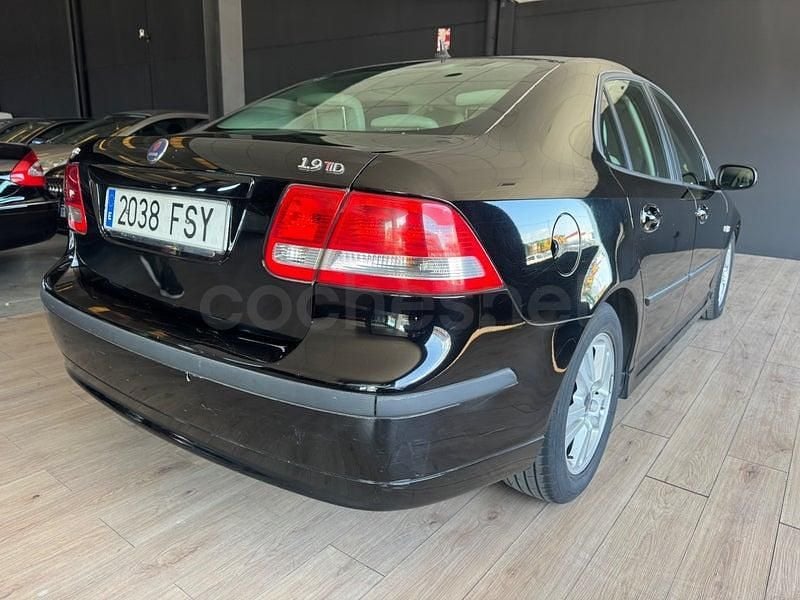 Usado Saab 9-3 Vector 150 CV (110 kW) 2007 Azul Berlina