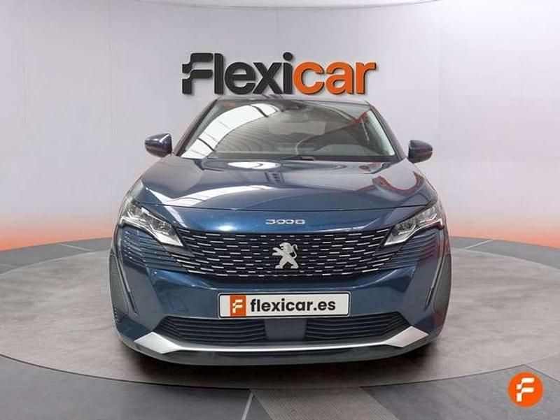 Usado Peugeot 3008 Access 131 CV (96 kW) 2021 Azul SUV