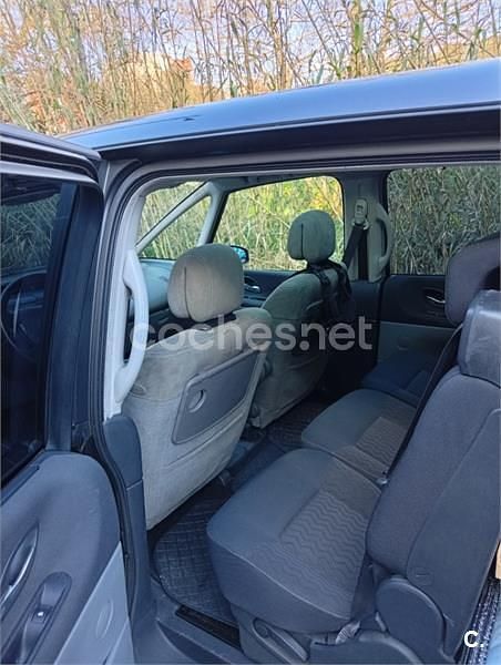 Usado Renault Espace Authentique 130 CV (95 kW) 2007 Negro Monovolumen