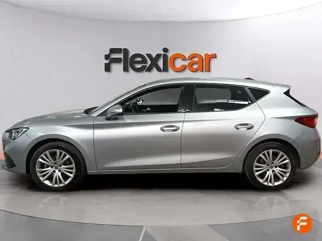 Usado Seat Leon Style 150 CV (110 kW) 2024 Gris