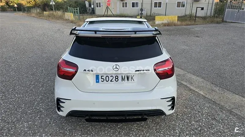 Usado Mercedes A45 AMG 381 CV (280 kW) 2016 Blanco Berlina