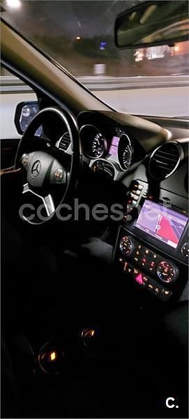 Usado Mercedes ML320 224 CV (164 kW) 2009 Negro SUV