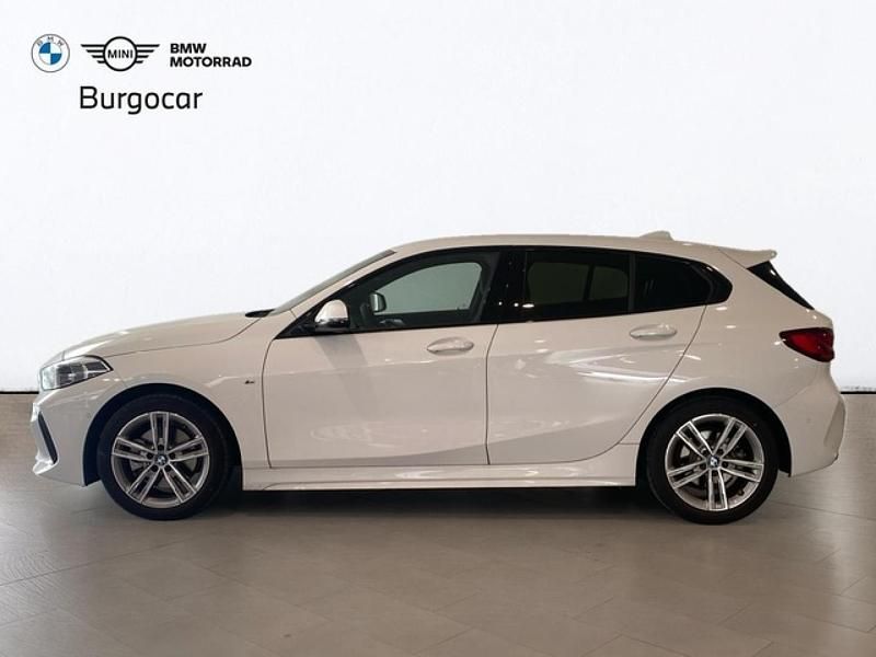 Usado BMW 118 Shadowline 150 CV (110 kW) 2021 Pintura sólida alpinweiss Utilitario