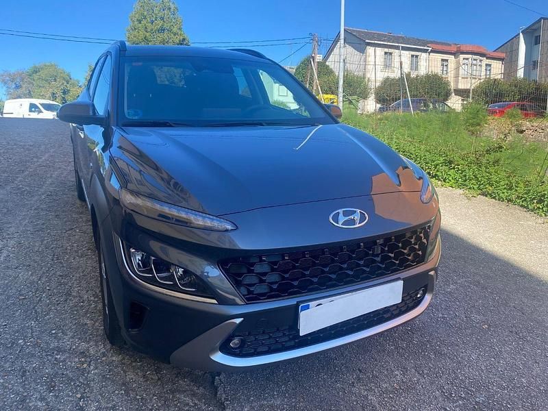 Gris Usado 2021 Hyundai Kona SUV | 16.800 € (Buen precio) - Imagen 1/4