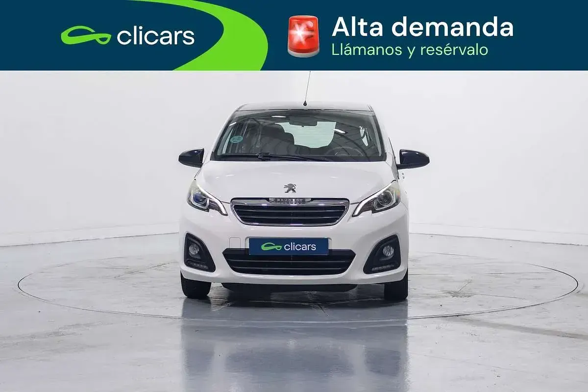 Usado Peugeot 108 Active 72 CV (52 kW) 2019 Blanco Utilitario