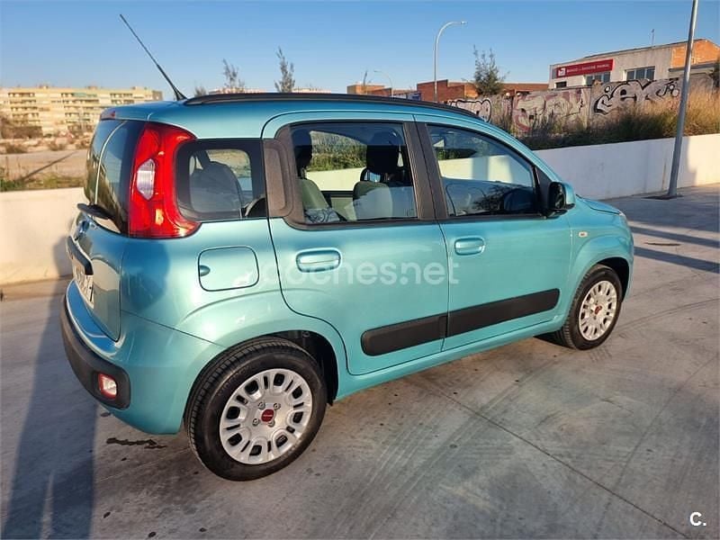 Usado Fiat Panda Easy 69 CV (50 kW) 2015 Azul Utilitario