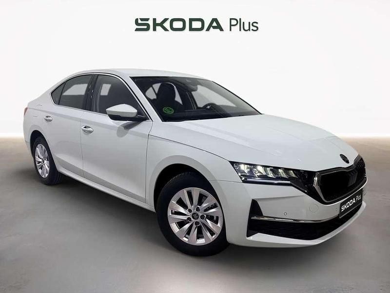 Usado Skoda Octavia Selection 150 CV (110 kW) 2025 Blanco Utilitario