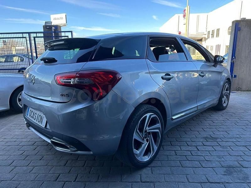 Usado DS Automobiles DS5 Style 181 CV (133 kW) 2016 Gris / plata Utilitario