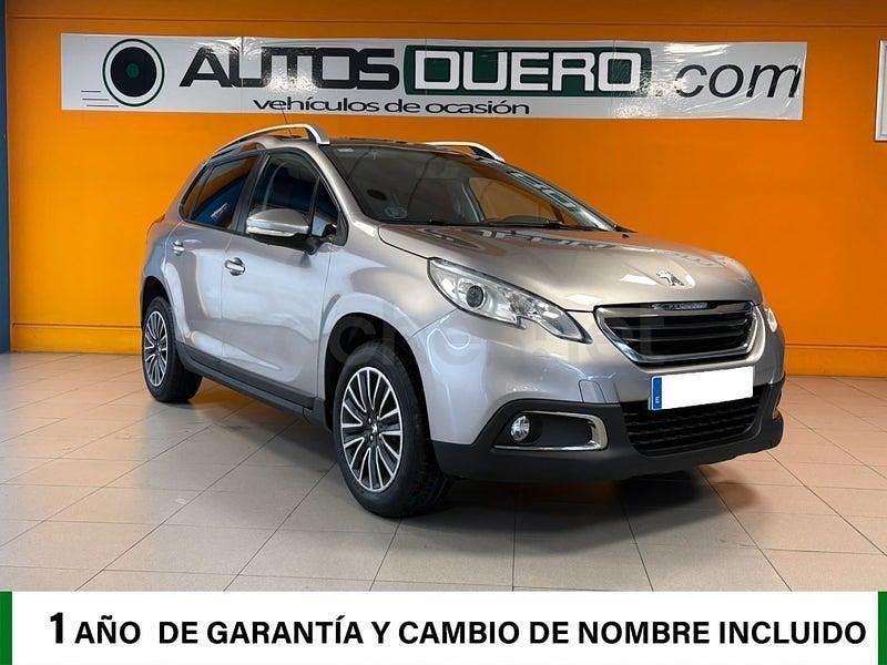 Usado Peugeot 2008 Active 100 CV (73 kW) 2016 Gris / plata SUV