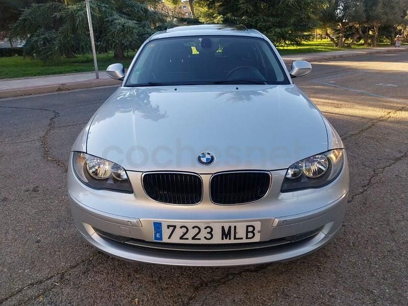 Usado BMW 120 170 CV (125 kW) 2011 Gris / plata Utilitario