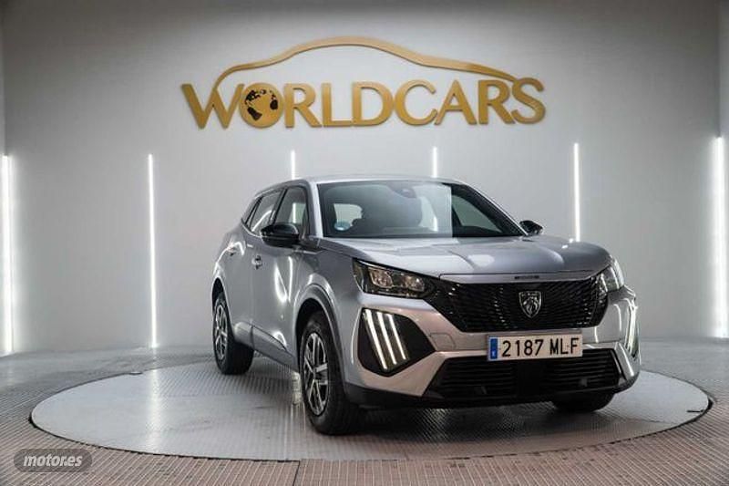 Usado Peugeot 2008 Active 102 CV (75 kW) 2023 Gris SUV