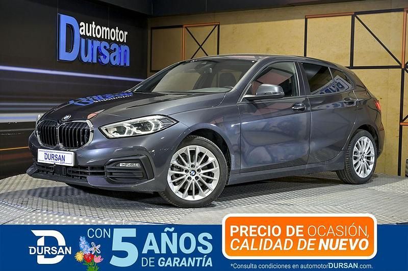 Usado BMW 118 Comfort Edition 150 CV (110 kW) 2020 Gris Utilitario