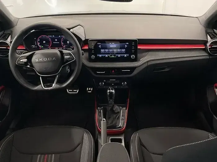 Usado Skoda Fabia Monte Carlo 115 CV (84 kW) 2025 Negro Utilitario