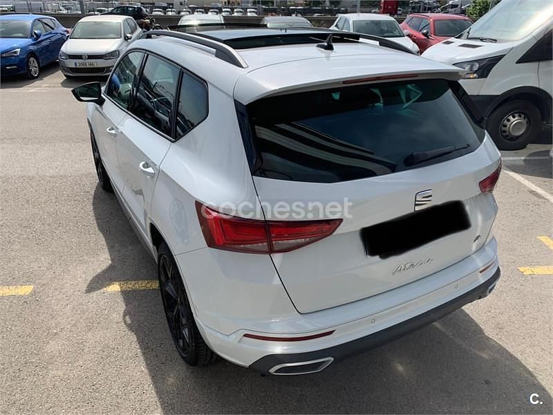 Usado Seat Ateca FR 150 CV (110 kW) 2023 Blanco SUV