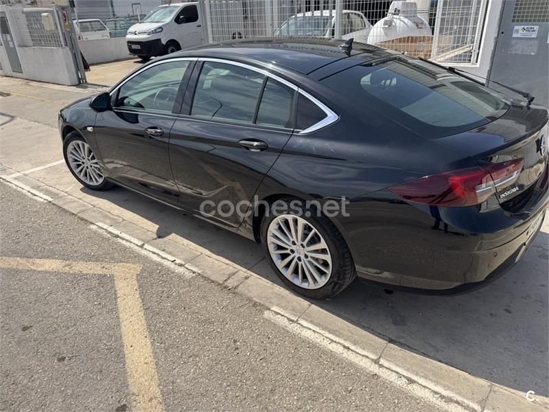 Negro Usado 2020 Opel Insignia Excellence Berlina | 14.000 € (Buen precio) - Imagen 1/4