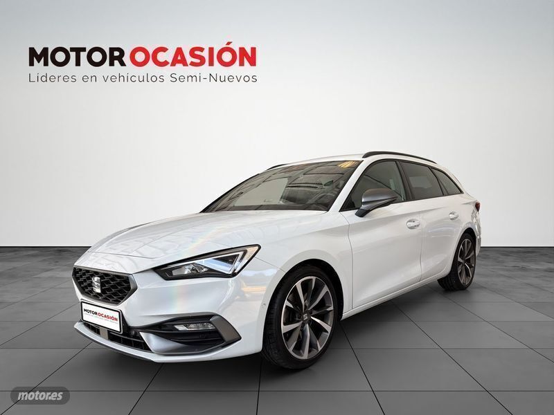 Blanco Usado 2022 Seat Leon ST FR Familiar | 22.449 € - Imagen 1/4
