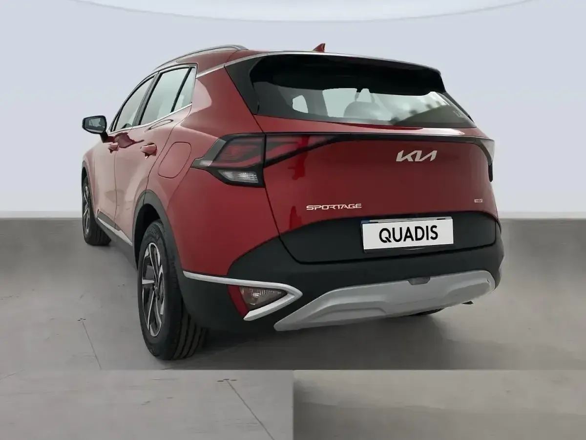 Usado Kia Sportage 230 CV (169 kW) 2024 Rojo SUV
